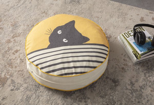 Dekomall Black Cat Çok Amaçlı İç Dolgulu Puf, Yer Minderi, Bahçe Minderi, Balkon Minderi,Yuvarlak Minder