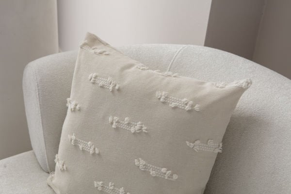 Şerit Bohem Punch Dokuma Kırlent Kılıfı Krem