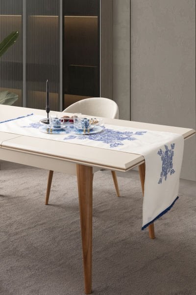 Dekomall Şerit Püskül Detay Pamuk-Keten Runner 45x140 Cm Krem-Mavi