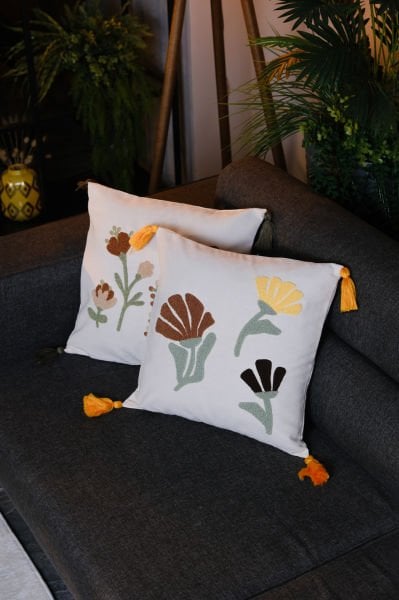 2'li set Püsküllü Punch Panç Nakışlı Kırlent Kılıfı 003 43x43 cm